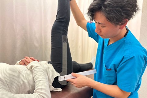 レフアつつじヶ丘整骨院 施術